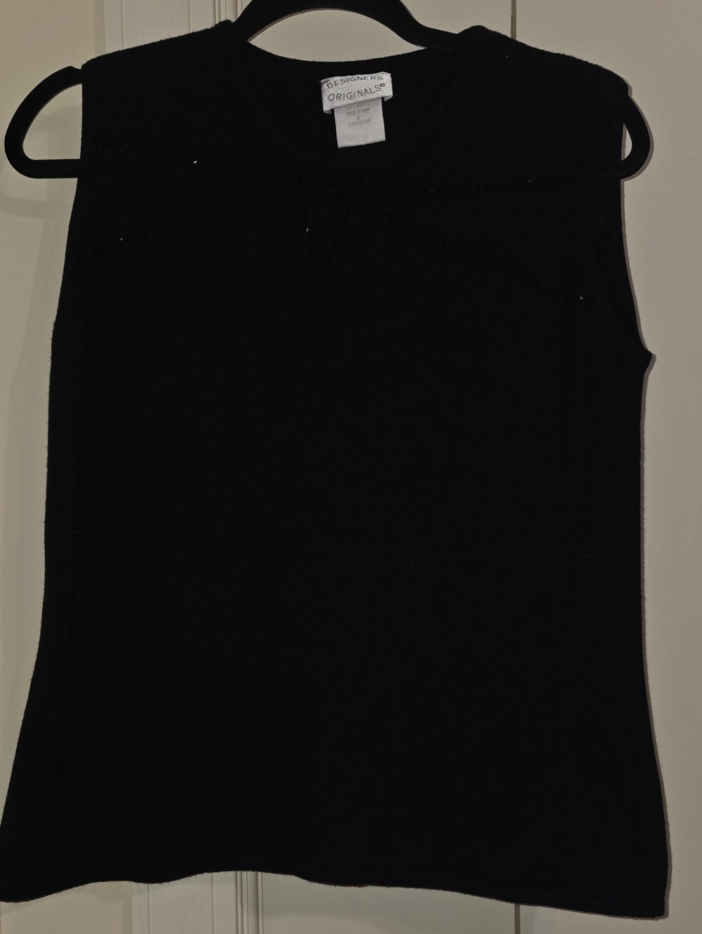 Designers Originals Black Sleeveless Tank with Front Bow Accent